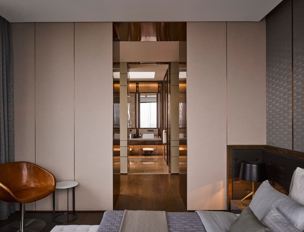 古典轻奢混搭风格室内设计家装案例-主卧 古典轻奢混搭风格室内设计家装案例-主卧