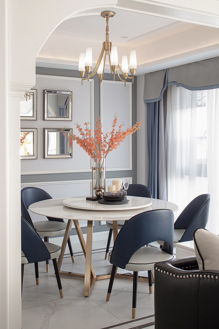 美式轻奢风格家装设计别墅装修效果图-餐厅 美式轻奢风格家装设计别墅装修效果图-餐厅